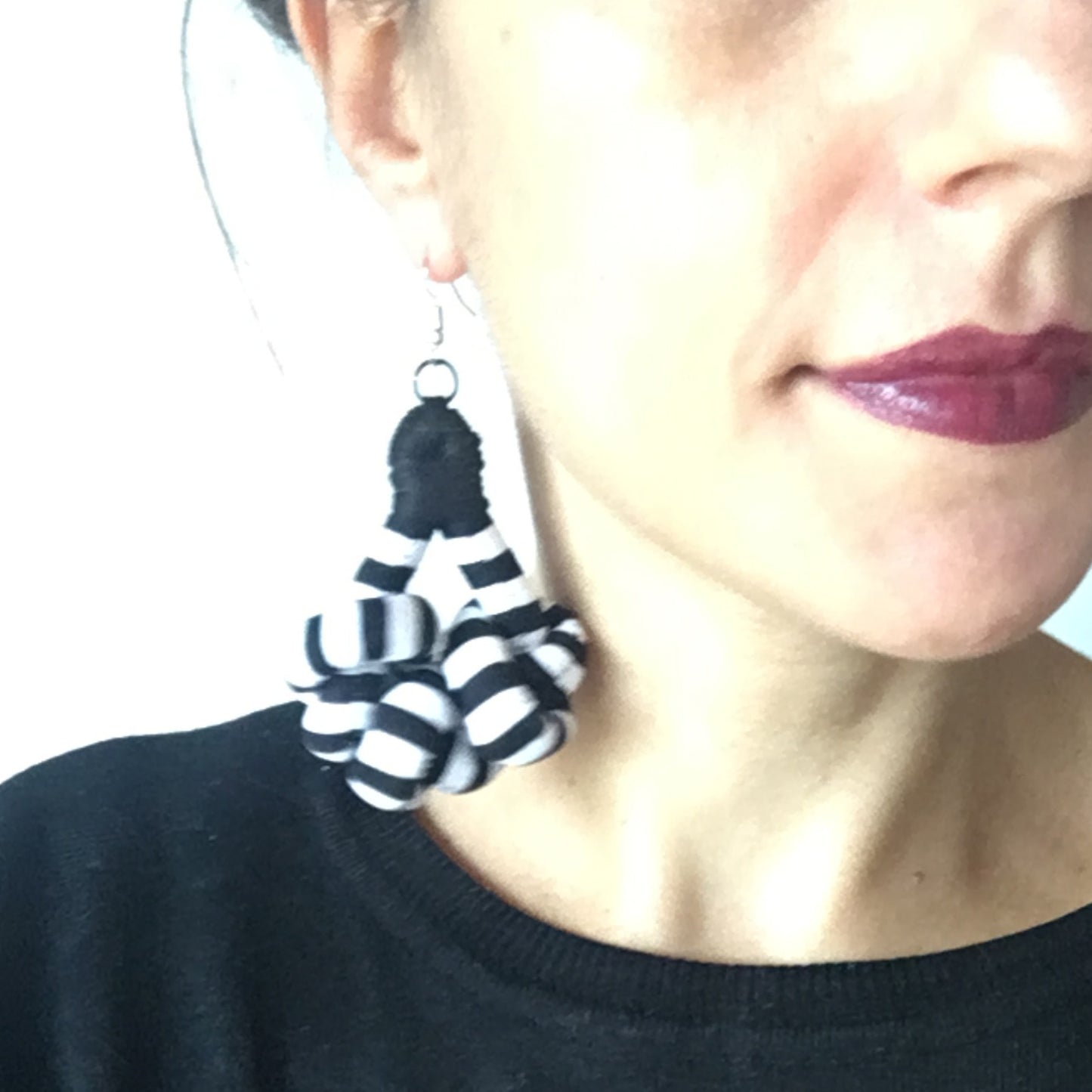 KNOTS Orecchini in tessuto - Righe Denim