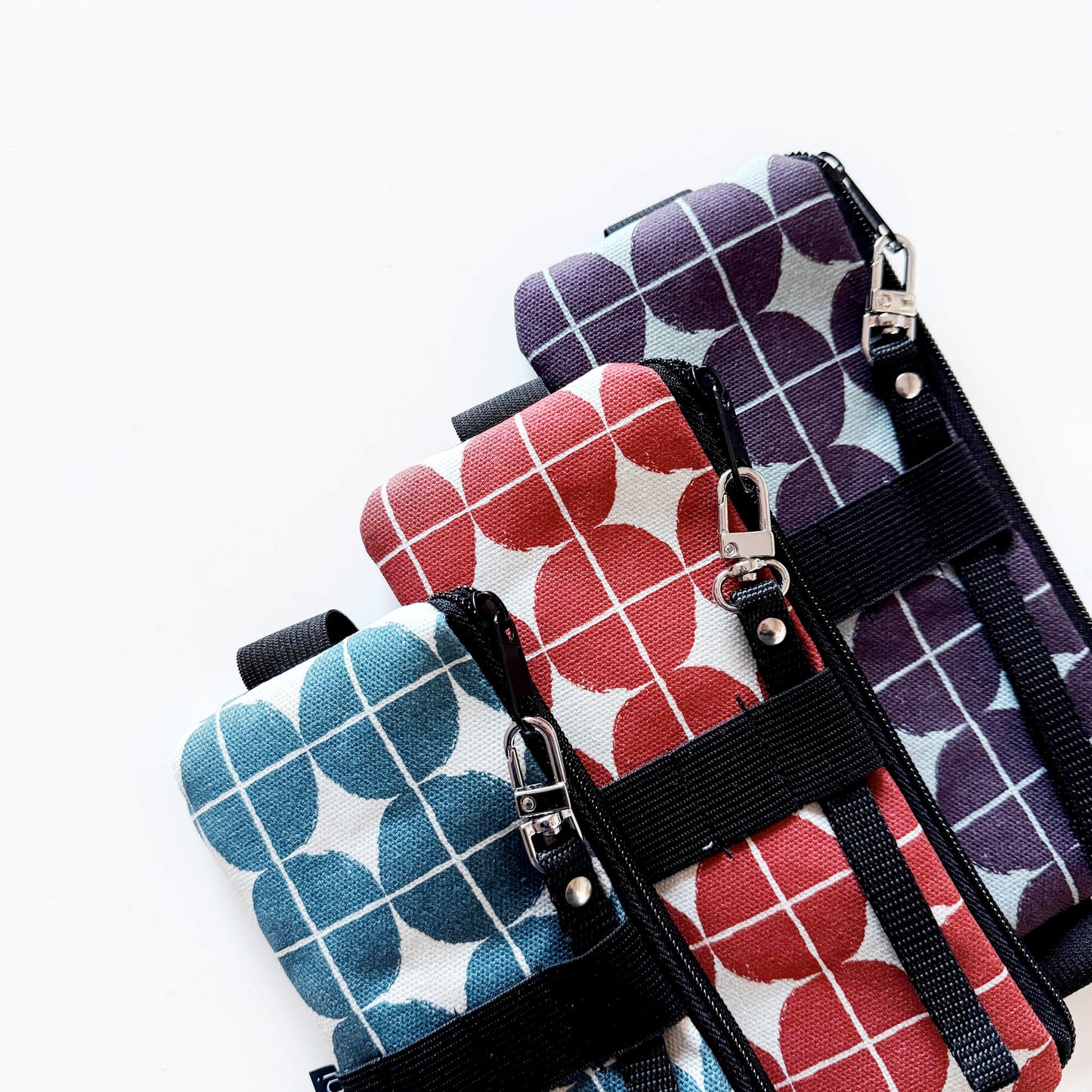 YOLDER - Astuccio con elastico in Panama TILES