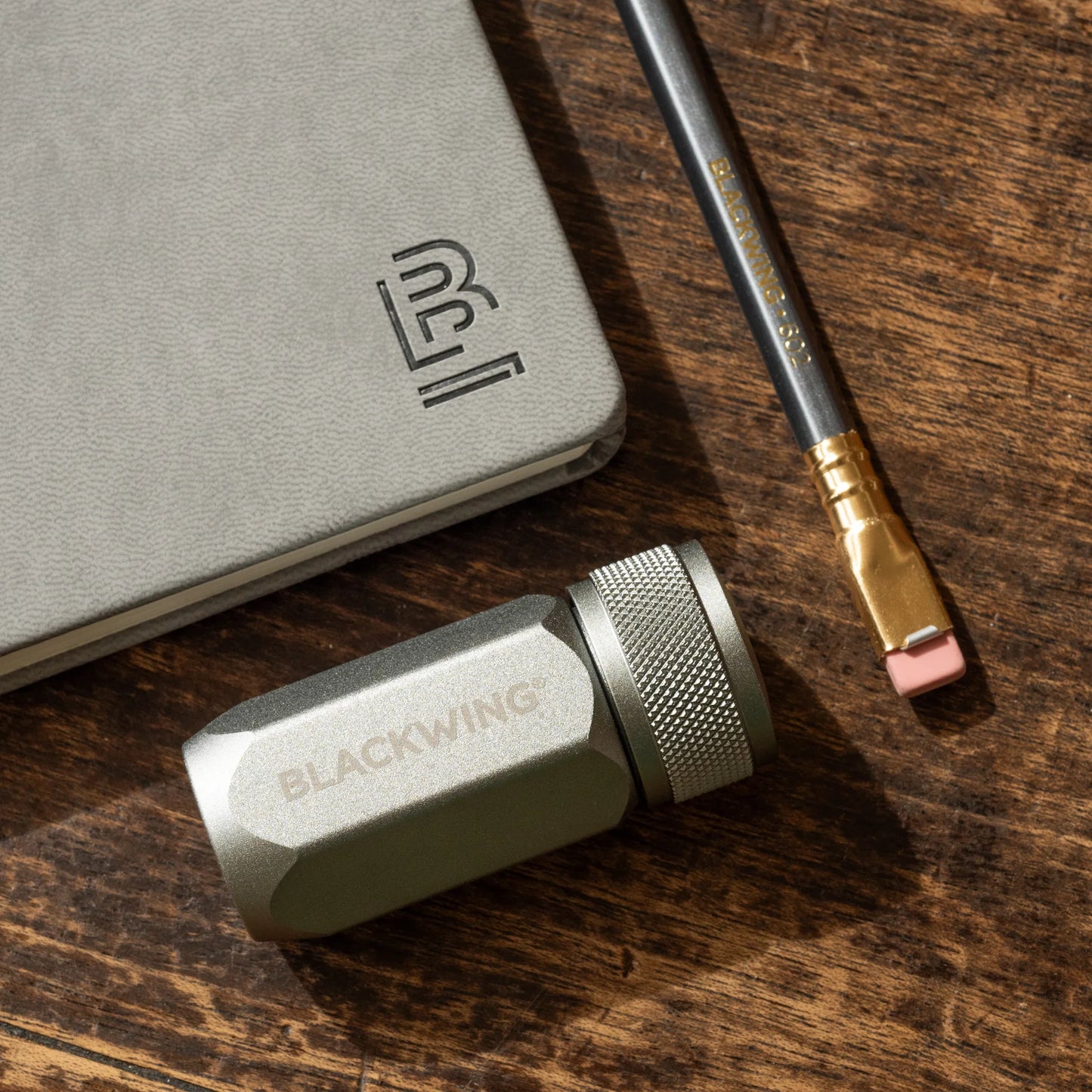 BLACKWING One Step Long Point Temperamatite -SILVER