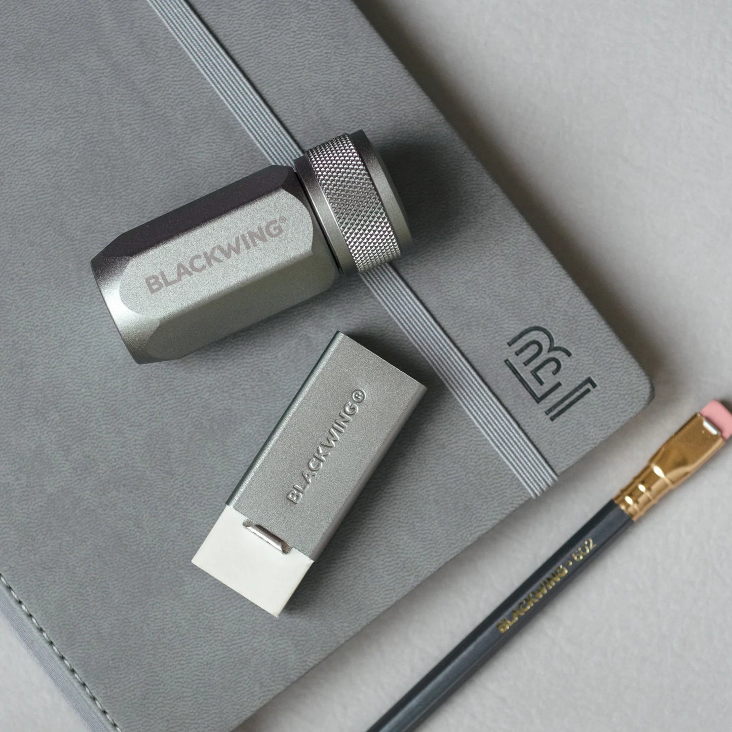 BLACKWING One Step Long Point Temperamatite -SILVER