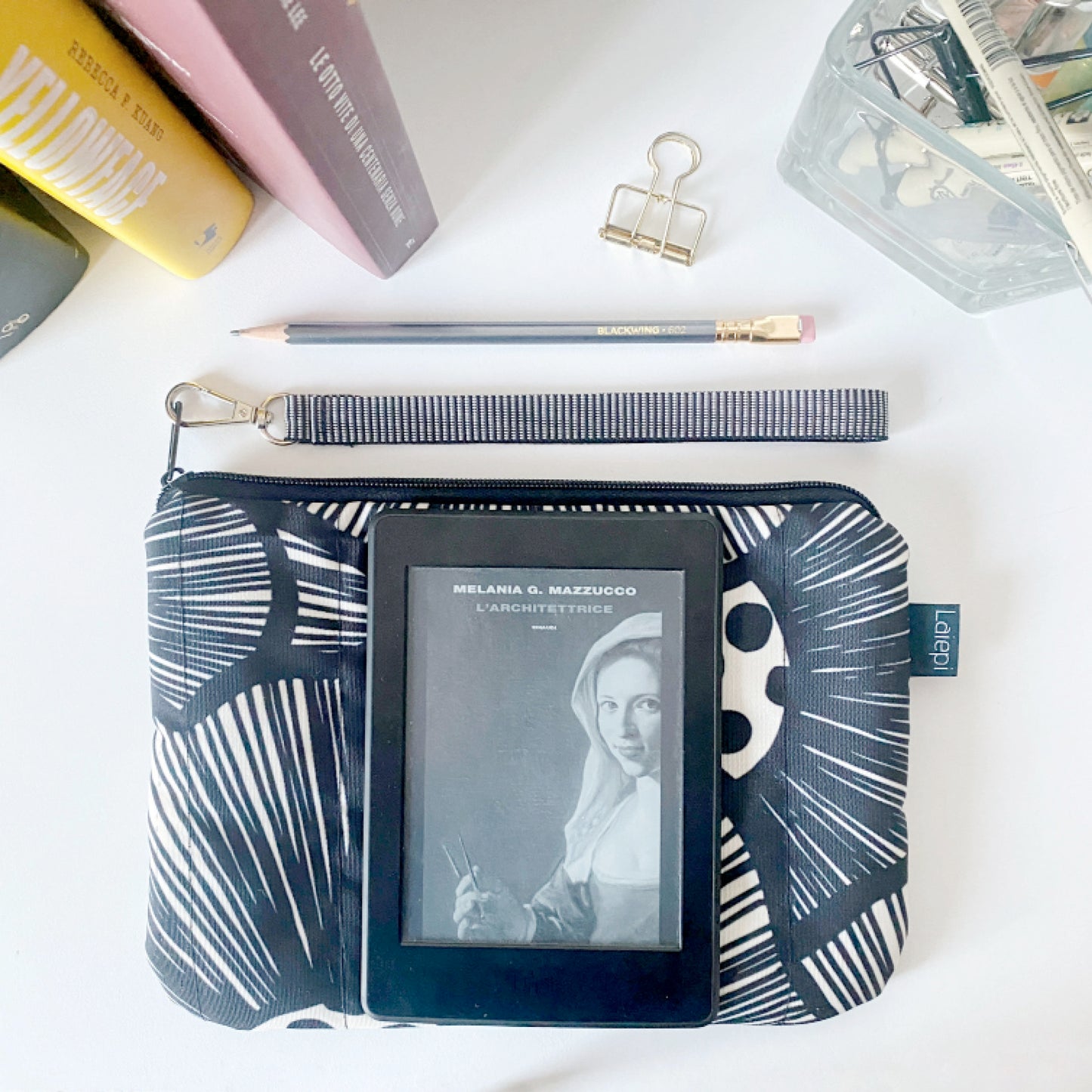 BOOKY "M" cover porta libro - WATERPROOF