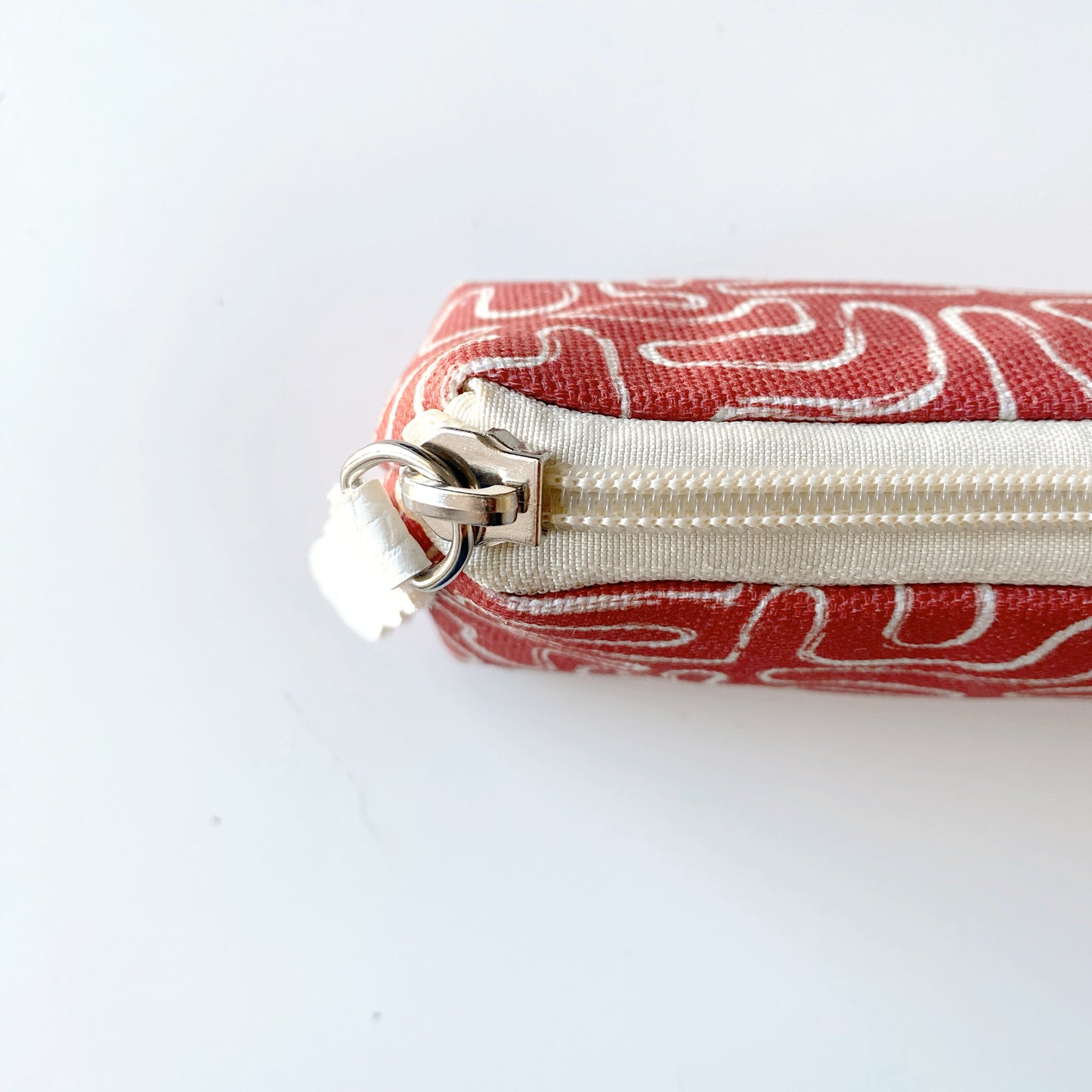 WEJ - astuccio portapenne RIDDLE