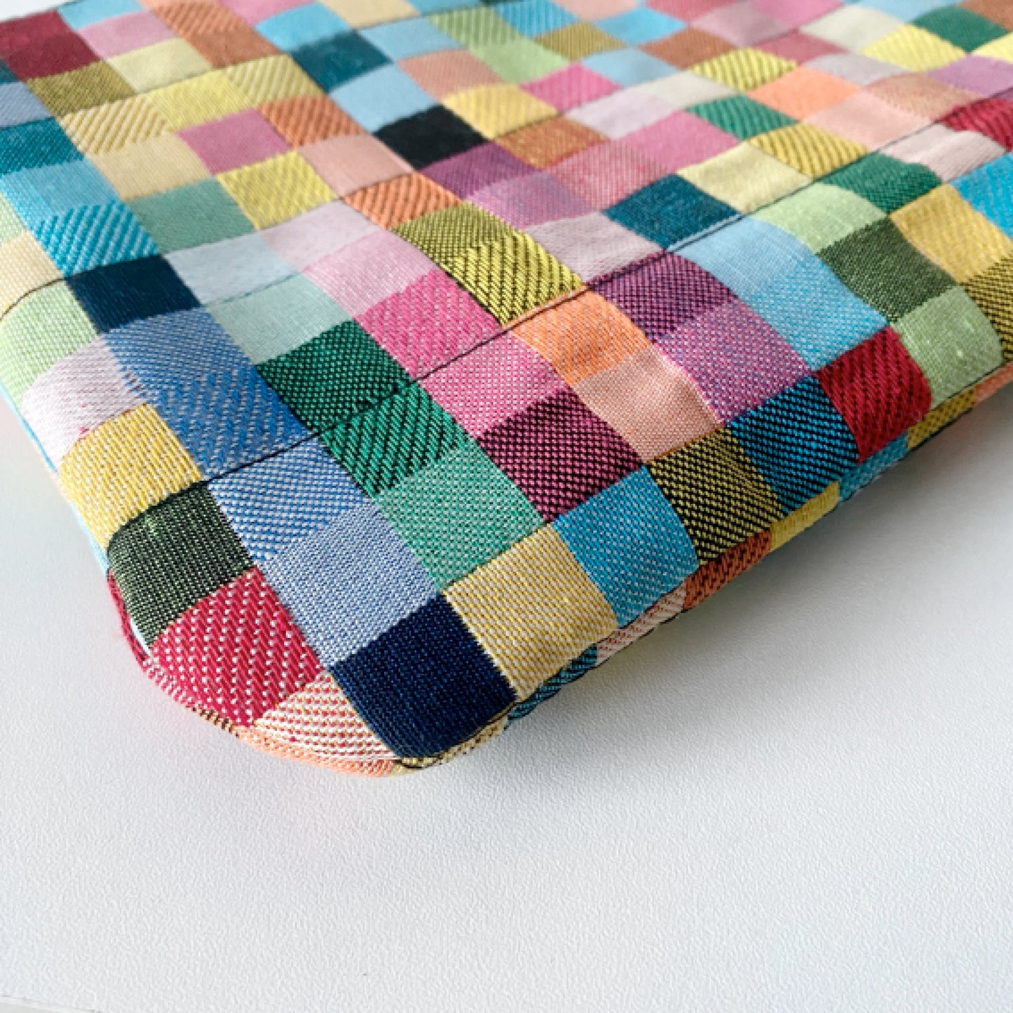 BOOKY "M" cover porta libro - FLUO