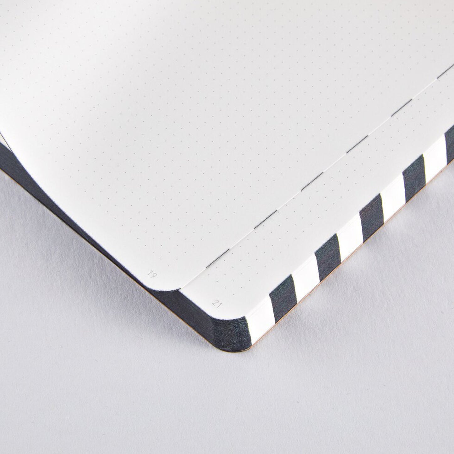 Notebook GRAPHIC "S" - PRÊT-À-ÉCRIRE