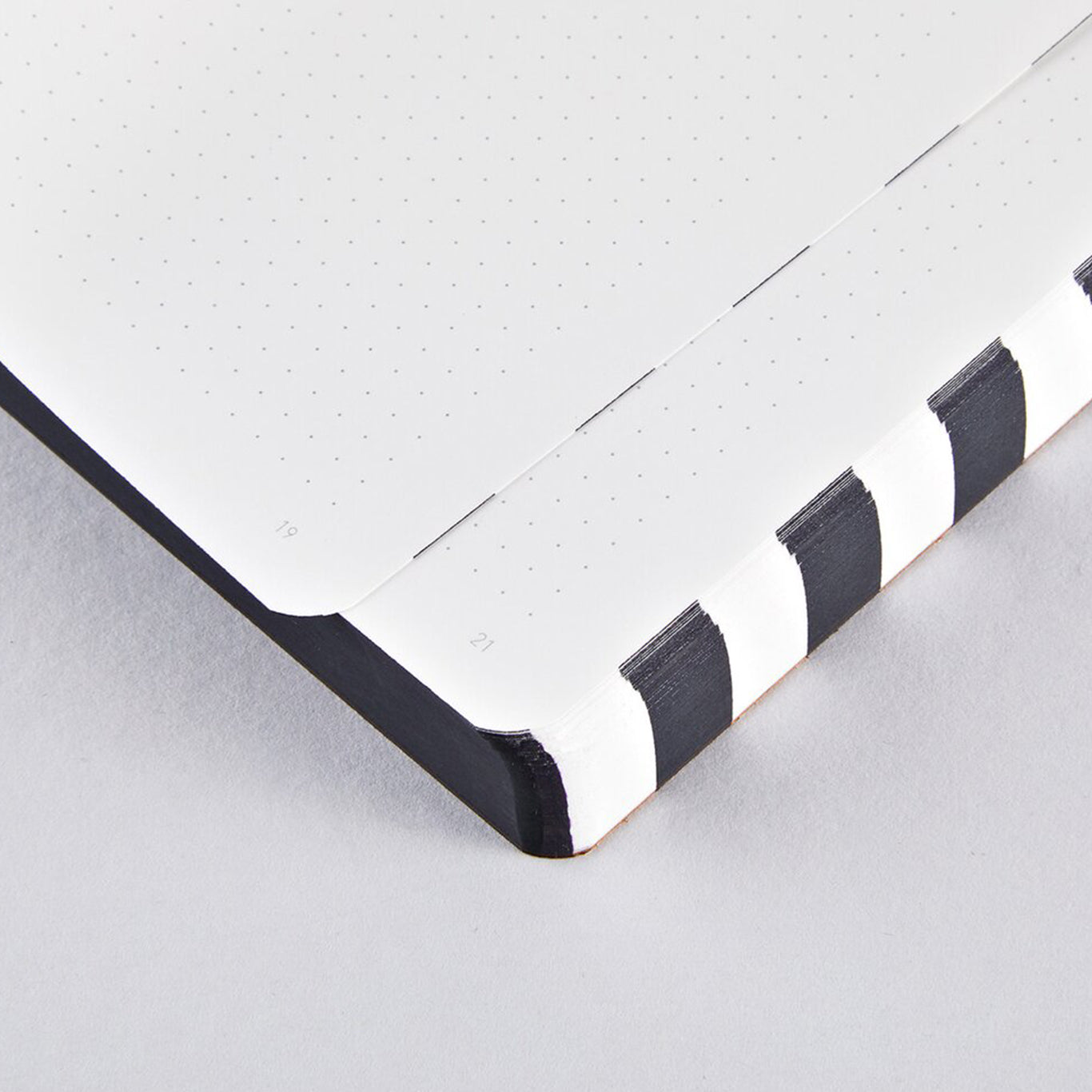 Notebook GRAPHIC L - PRÊT-À-ÉCRIRE