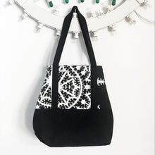 Carica l&#39;immagine nel visualizzatore di Gallery, Tote bag Reversibile - LUMINARIE