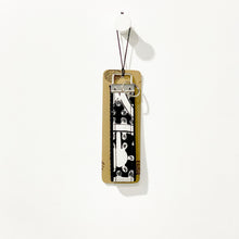 Carica l&#39;immagine nel visualizzatore di Gallery, KeyFob - Portachiavi LUMINARIE